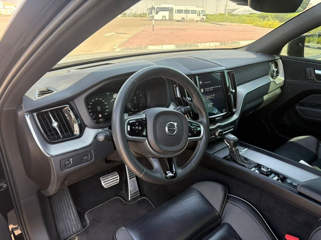 Volvo XC60 T6 R Design 2.0L. 304HP