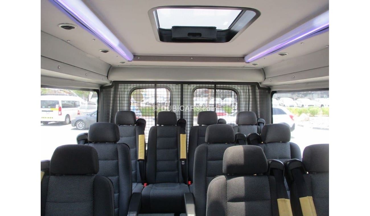 Ford Transit FORD TRANSIT 2015 DIESEL 15 PASSENGER ,CRUISE CONTROL ,AWD