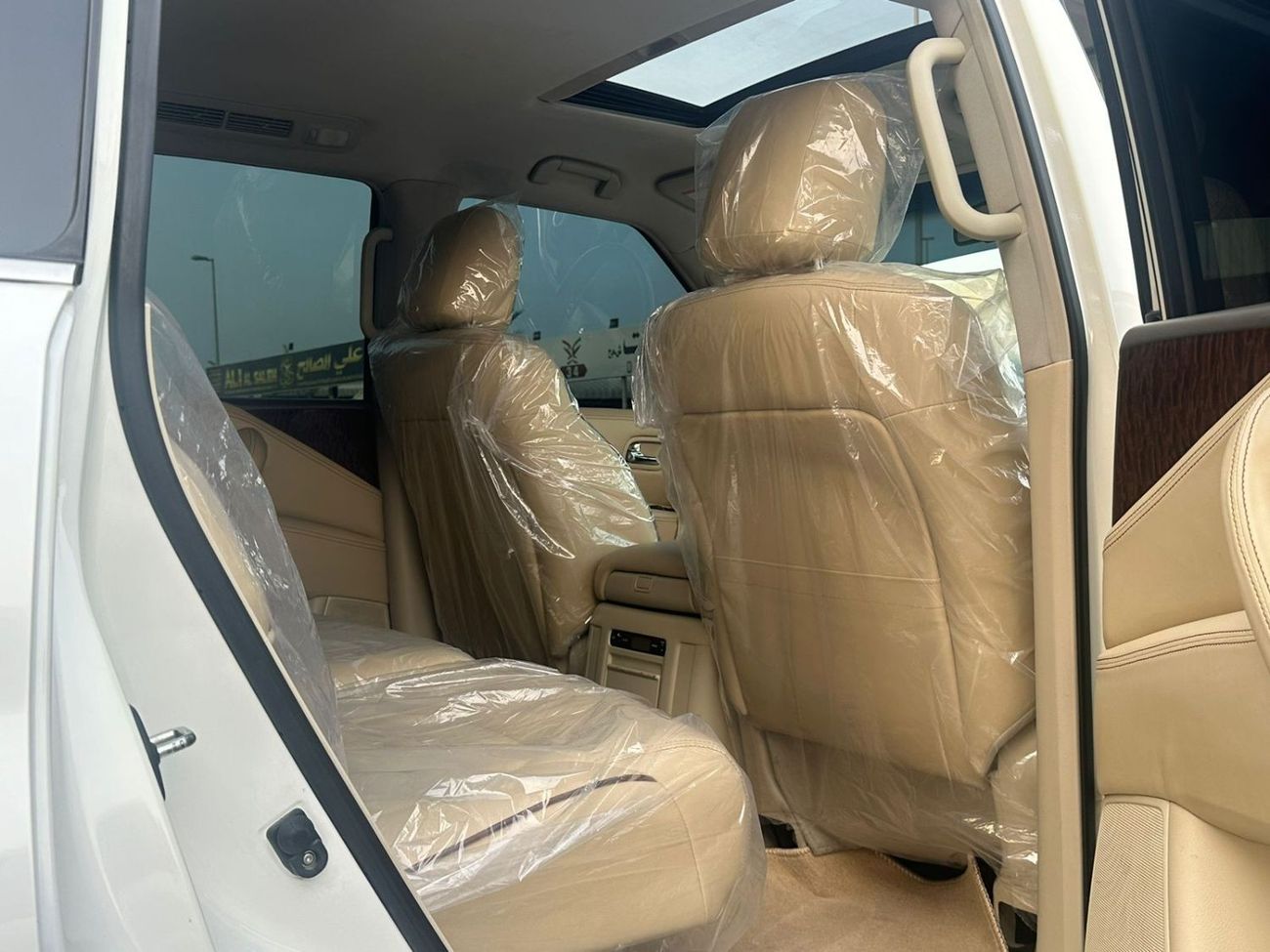 نيسان باترول LE T1