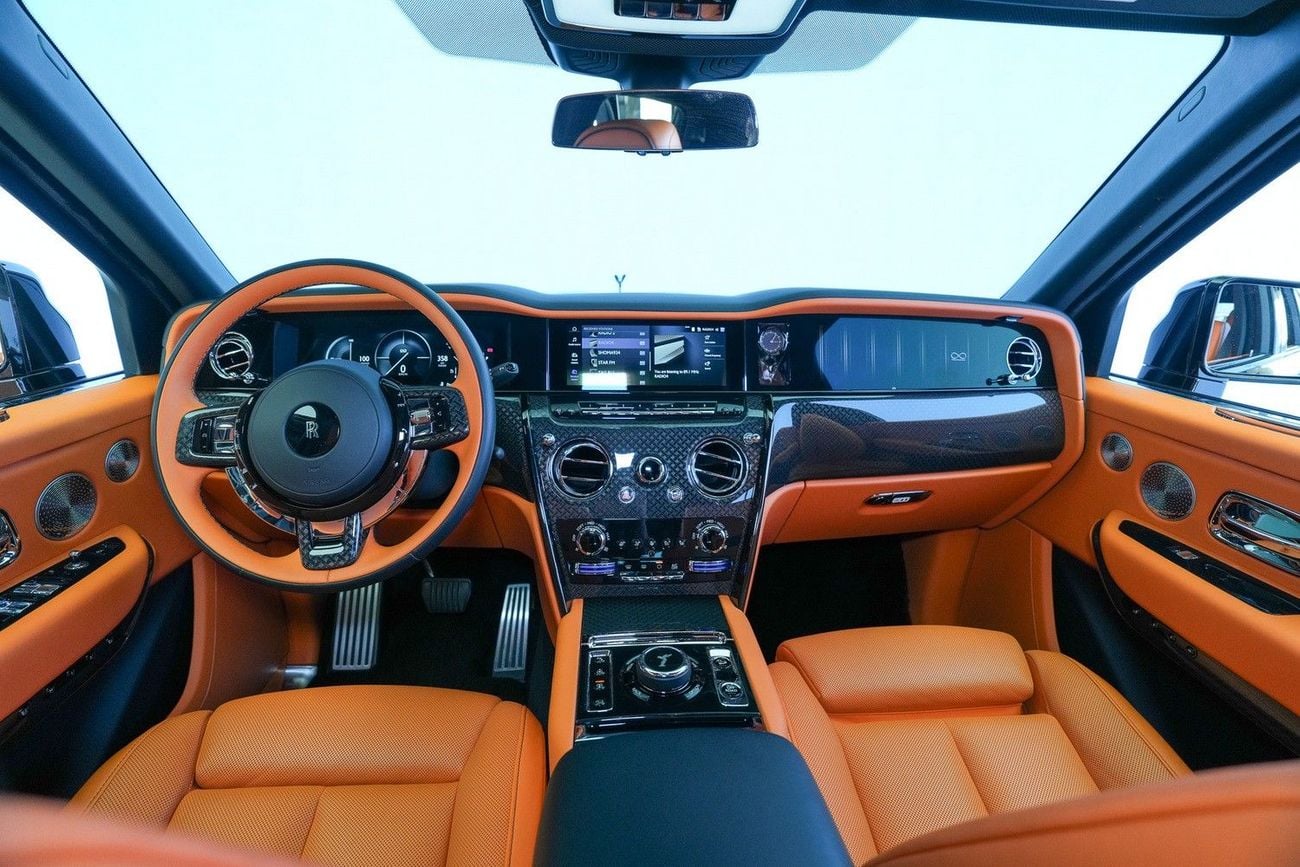 Rolls Royce Cullinan BLACK BADGE