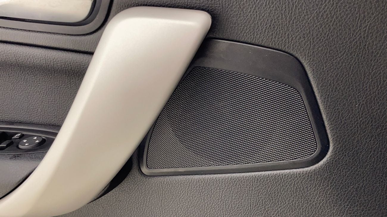 بي أم دبليو 120i EXECUTIVE 2 | بدون دفعة مقدمة | اختبار القيادة في المنزل