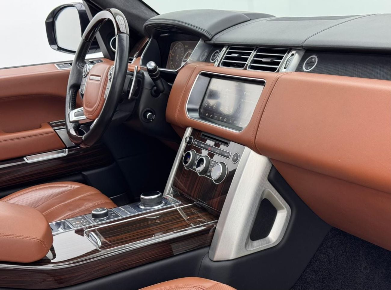 لاند روفر رينج روفر 2018 Range Rover Autobiography, Full Service History, Excellent Condition, GCC
