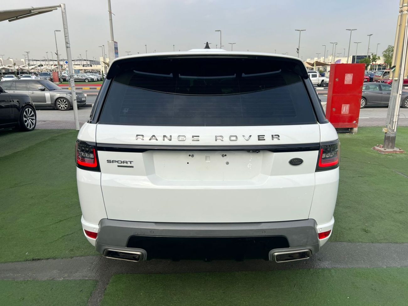 Land Rover Range Rover Sport HSE 3.0L (335 HP) RANGE ROVER 2018 SPORT SUPER CHARGED 3.0L (335 HP)/V6