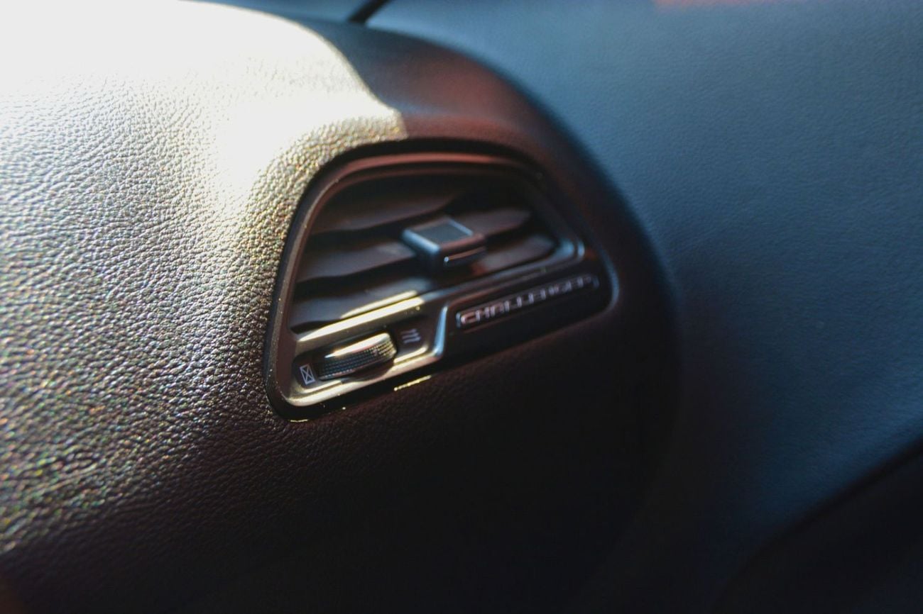 Dodge Challenger SXT