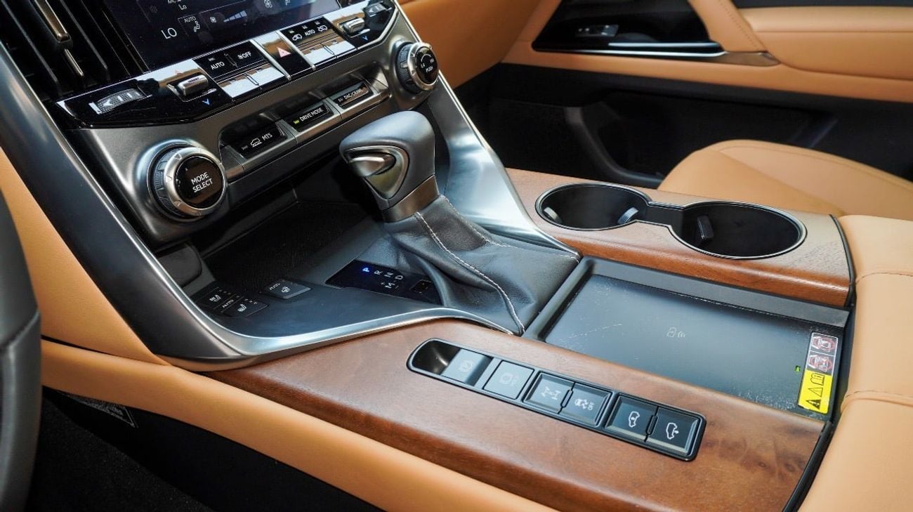 Lexus LX 600 Prestige 3.5L