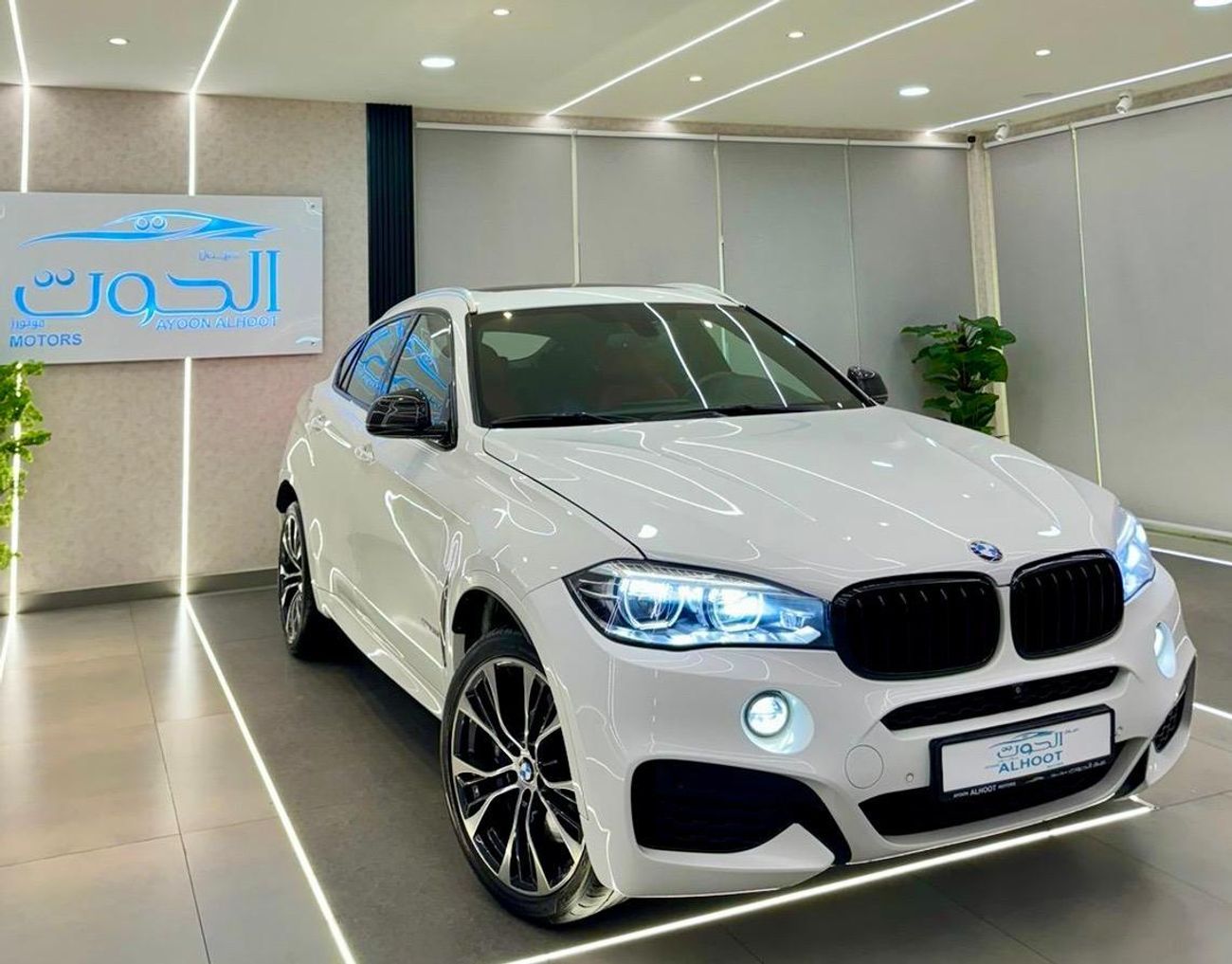 BMW X6 40i Luxury 3.0L LOVELY BMW X6 V6 || TOP RANGE || M_KIT || GCC || LIKE NEW || SCREENS II LOW MILEAGE