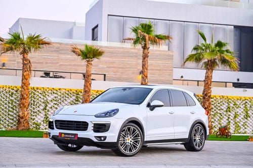 Porsche Cayenne S | 2,918 P.M | 0% Downpayment | Immaculate Condition