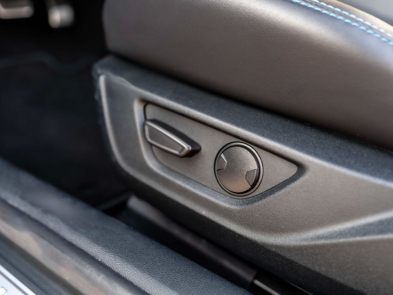 فورد موستانج GT Convertible