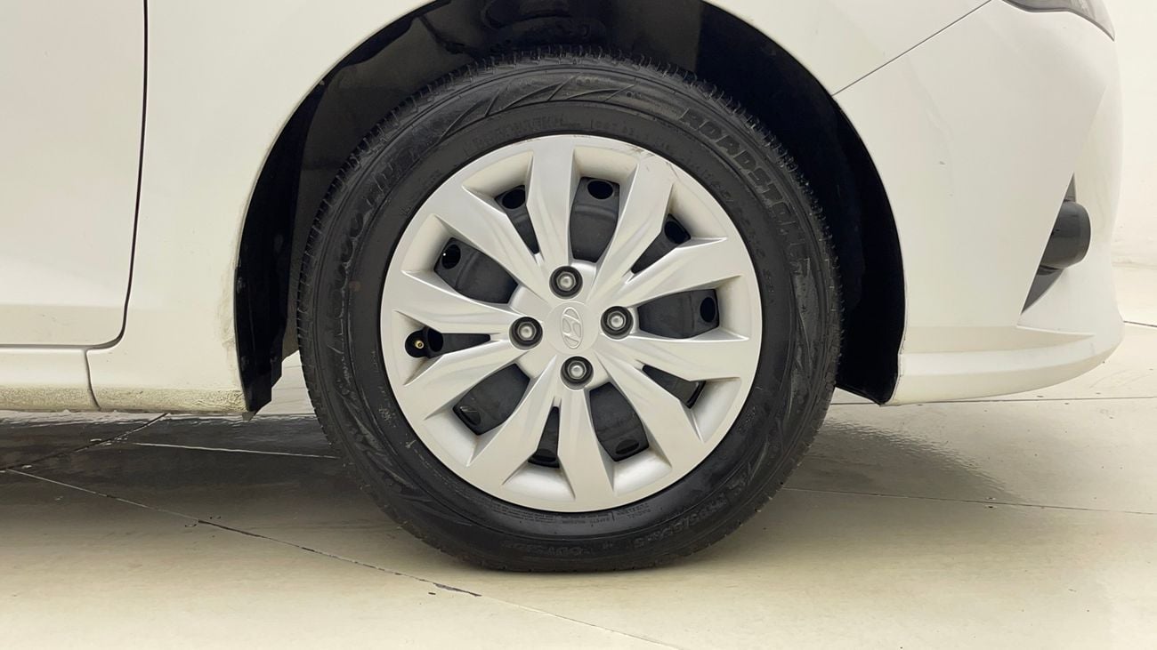 Hyundai Accent SMART 1.6 | Zero Down Payment | Home Test Drive