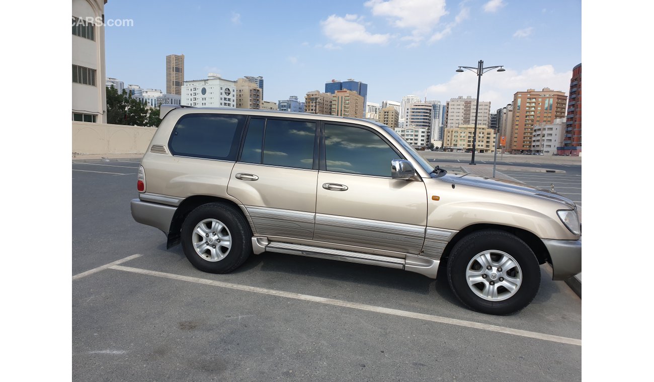 Toyota Land Cruiser GXR