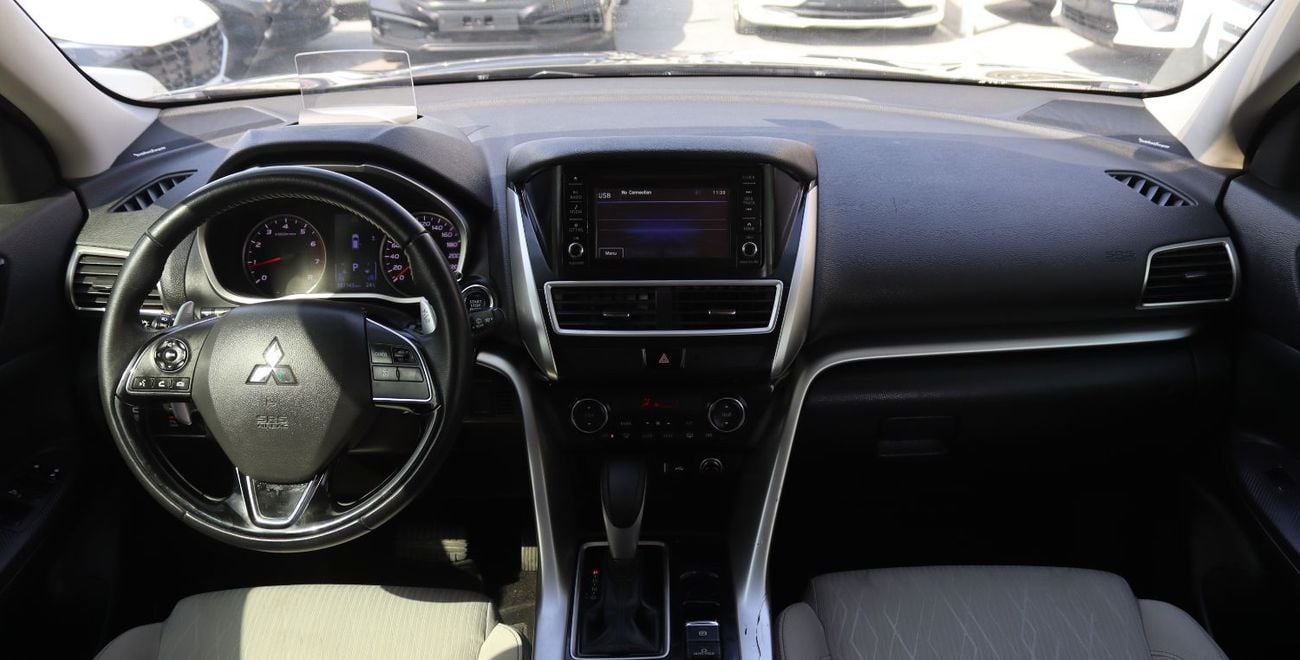 ميتسوبيشي إكلبس كروس ميتسوبيشى إكلبس كروس 2020 - خليجى - بدون حوادث - محرك.1.5L- بحاله ممتازه