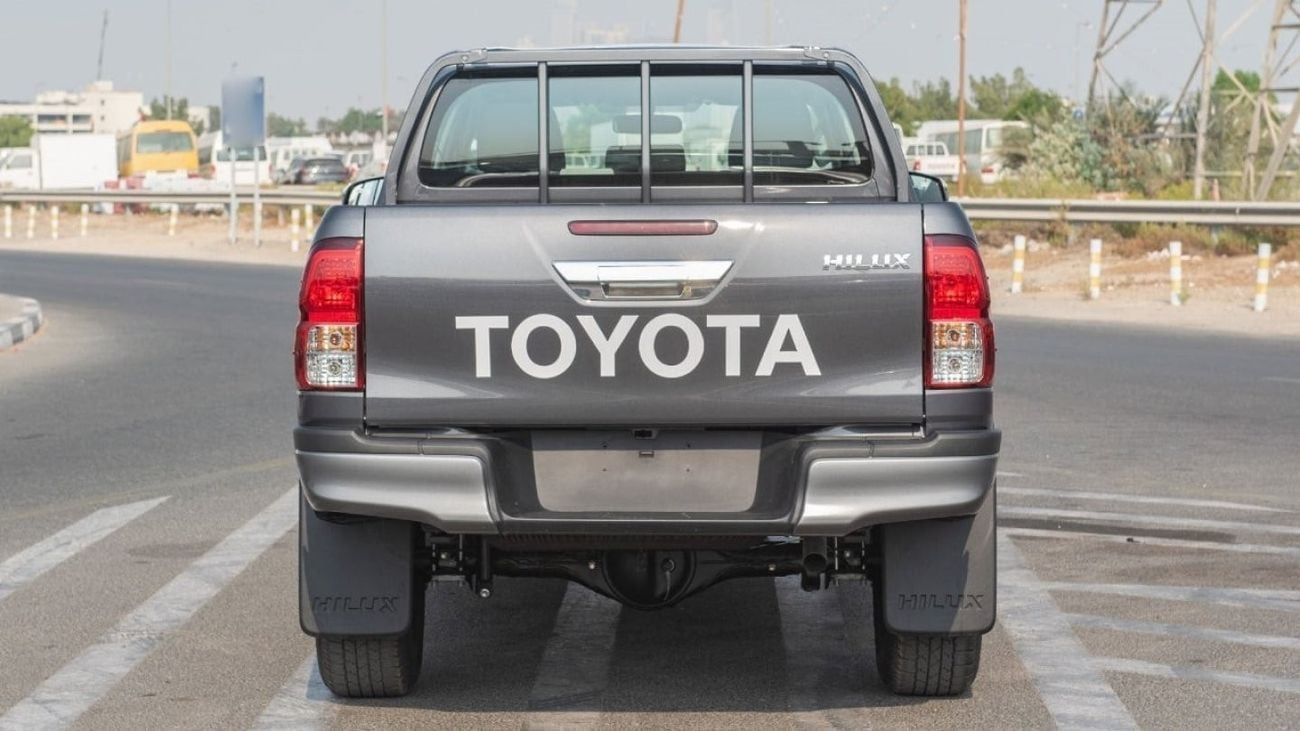 تويوتا هيلوكس DLX TOYOTA HILUX SR5 2.4L AT DIESEL 2023