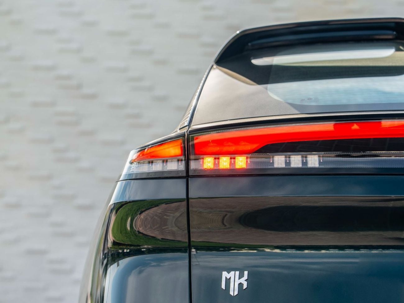 مرسيدس بنز EQS 580 SUV 1