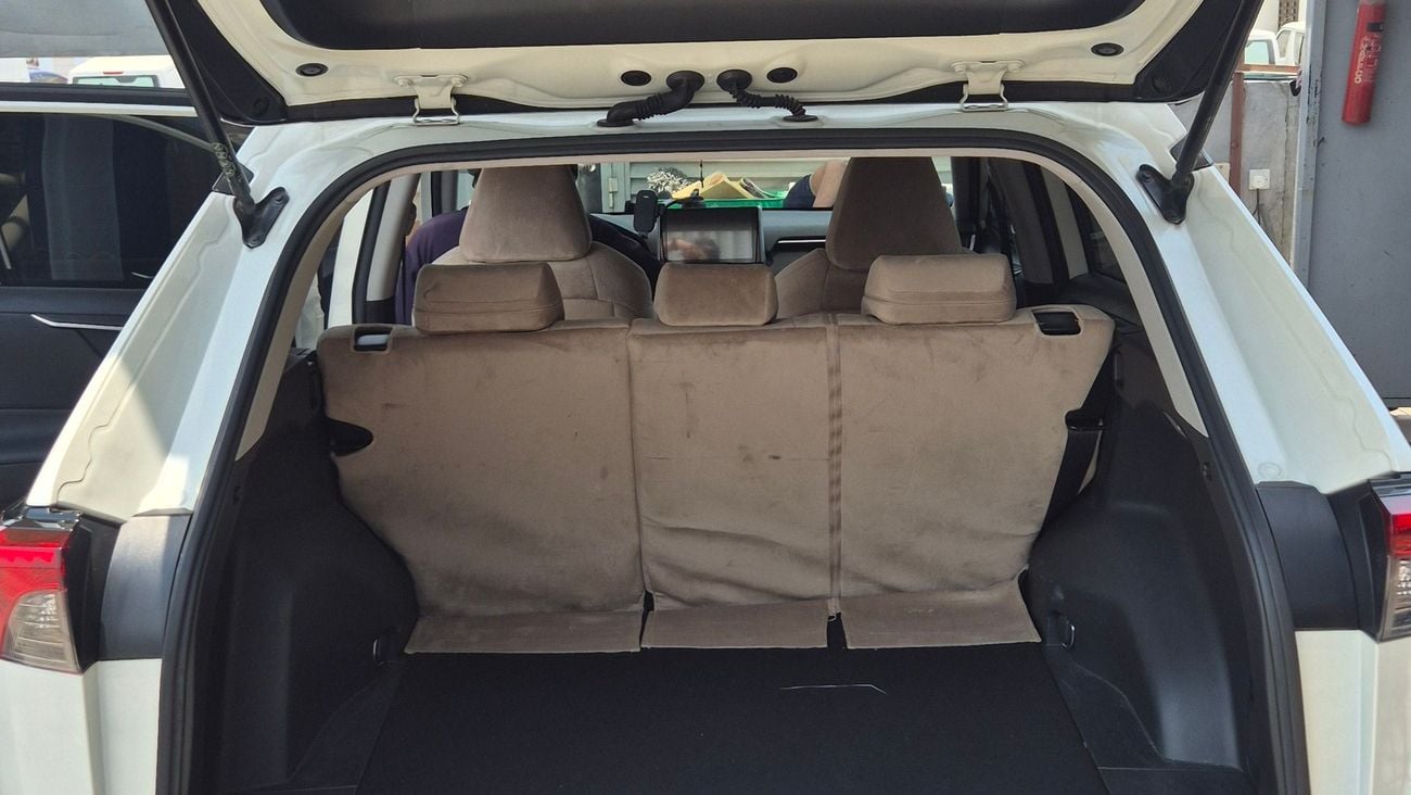 Toyota RAV4 GXR