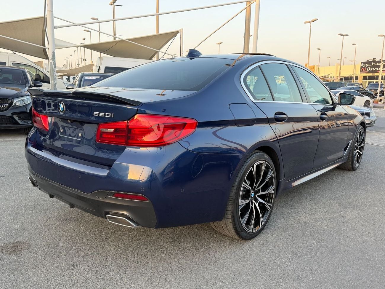 بي أم دبليو 520i Exclusive