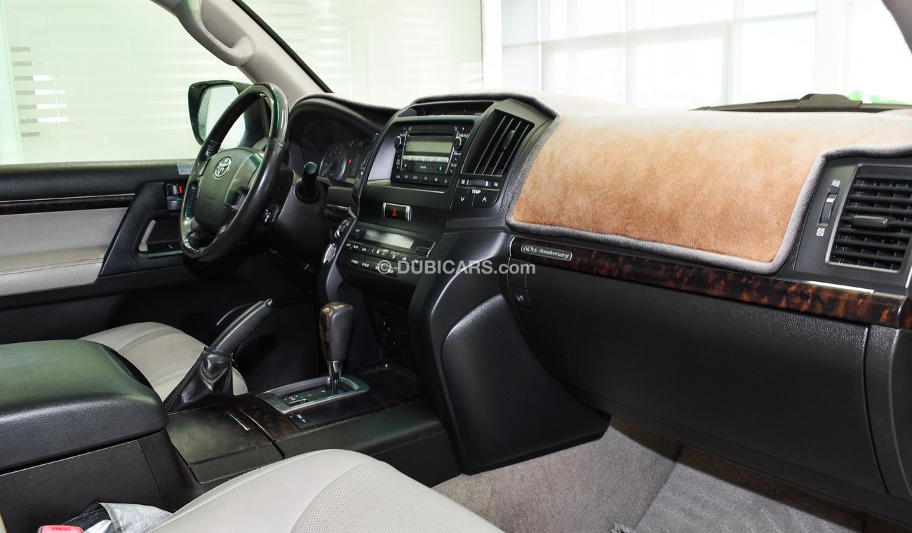 تويوتا لاند كروزر GXR-i V6