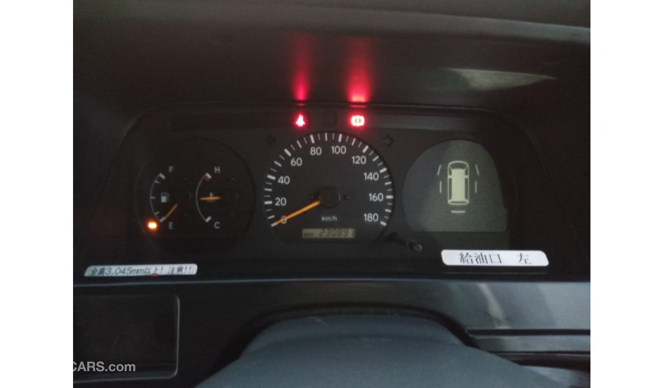 Toyota Hiace TOYOTA HIACE RIGHT HAND DRIVE (PM1152)