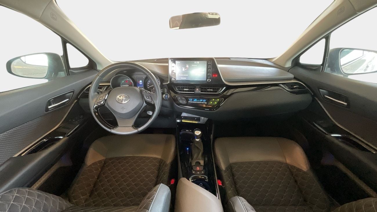 Toyota C-HR 1.8 VVT I-HYBRID VX AUTO | Guaranteed Warranty | 0 Down Payment