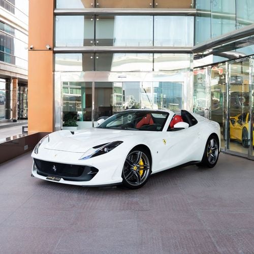 فيراري 812 GTS 2023 FERRARI 812 GTS ( FULL CARBON BODY ) DONE ONLY 1200KM