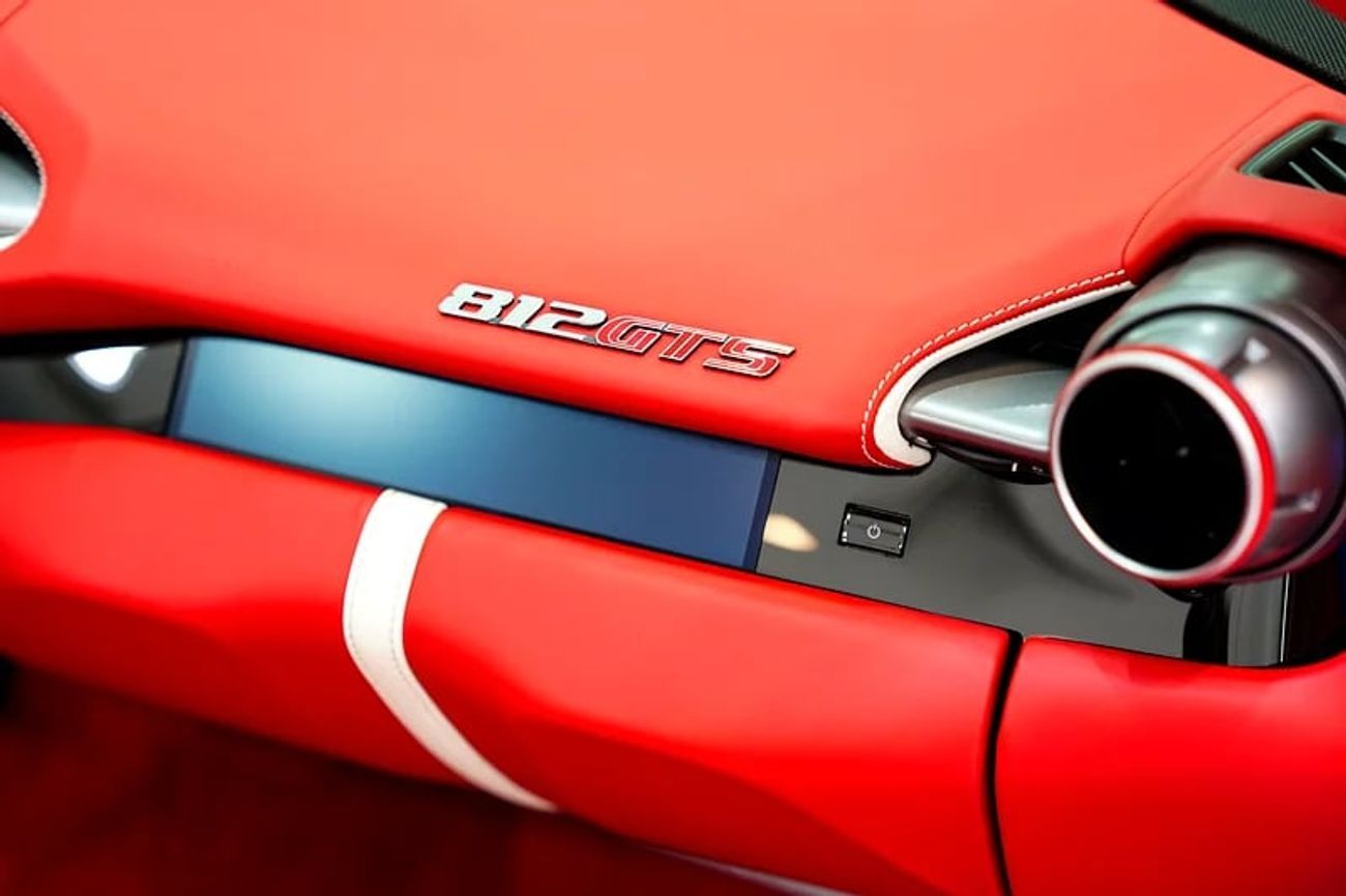 Ferrari 812 GTS Passenger Display, Carbon Exterior/Interior, Dealer Warranty + Service!!