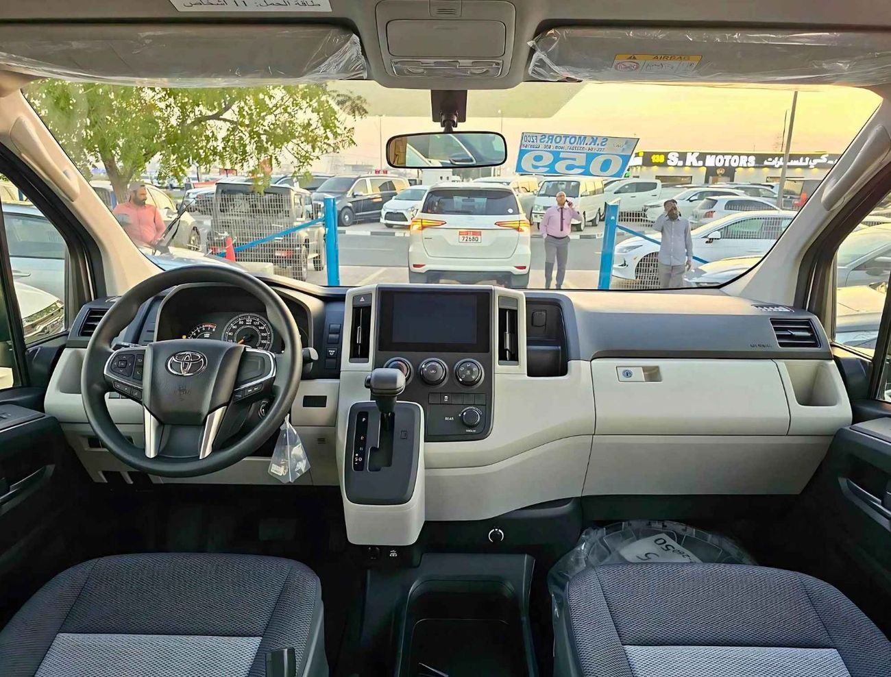 Toyota Hiace HIGHROOF NEW SHAPE/13 SEATER A/T / REAR CAMERA/ 3.5L PETROL/CODE#HPHRAB