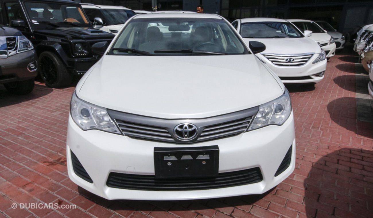 Toyota Camry S