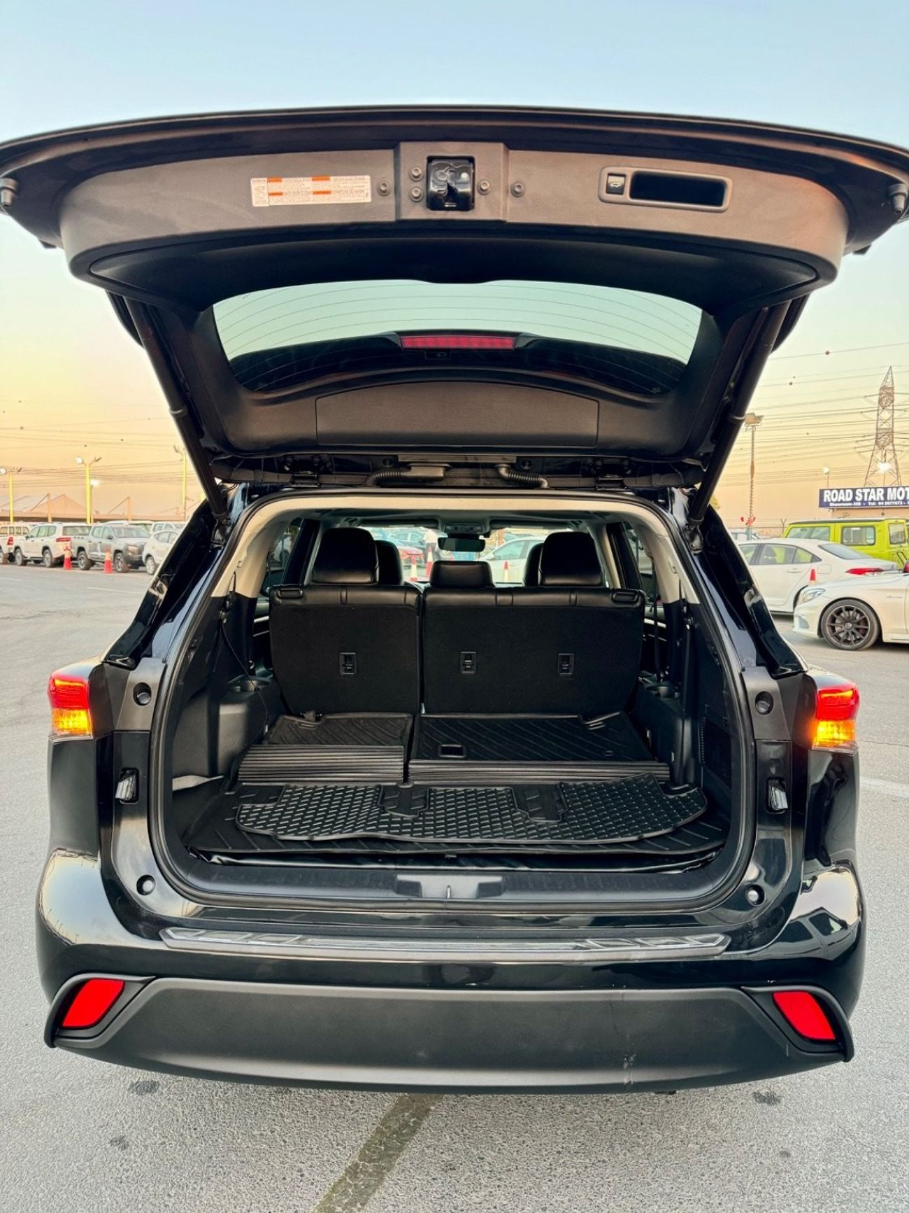 Toyota Highlander LTD HEV 2.5L 2021 LTD HYBRID ENGINE 2.5L CLEAN TITLE CANADA SPEC