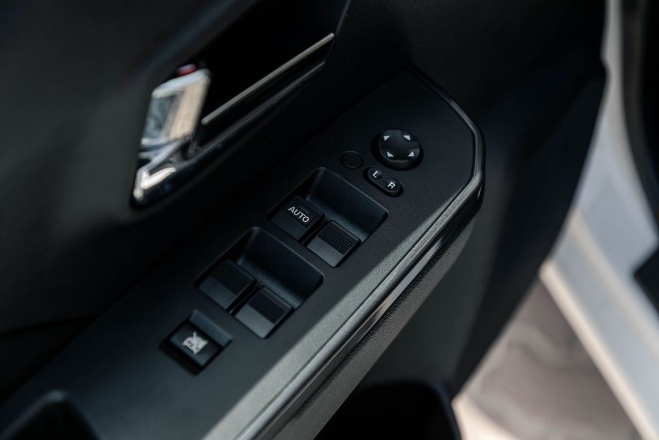 Great Wall Wingle 2026 Greatwall Wingle 5 4X4 Luxury 2.0L - Manual - Titanium White Inside Black | Export Price