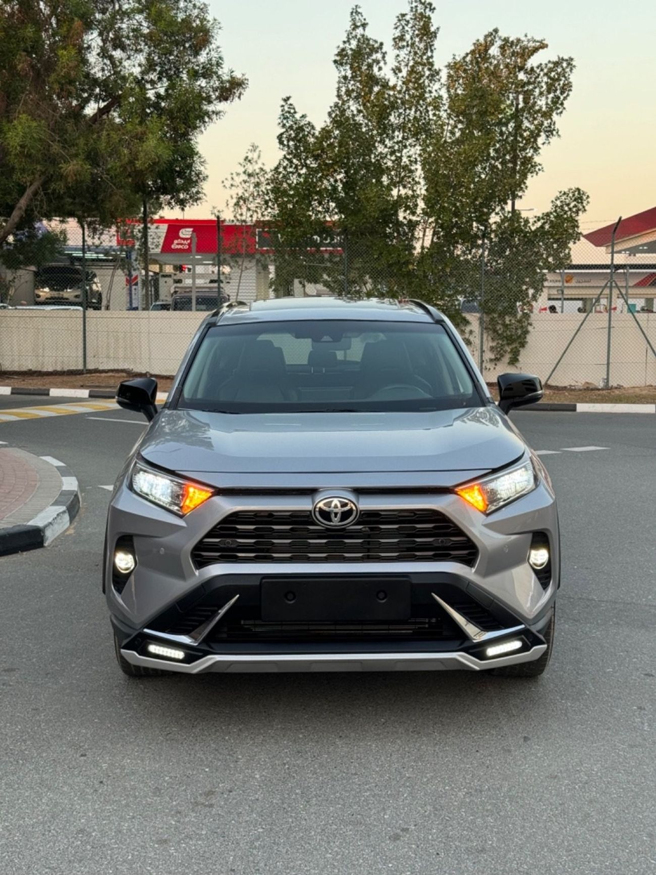 Toyota RAV4 2019 LIMITED PREMIUM AWD 2 KEYS USA IMPORTED