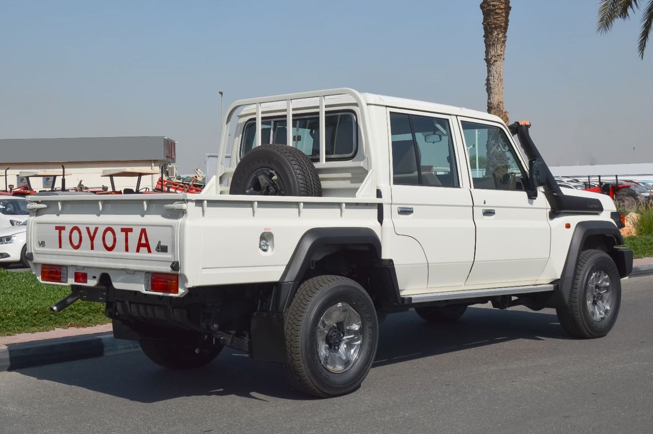 Toyota Land Cruiser TOYOTA LAND CRUISER 79 SERIES 4.5L DOUBLE CABIN 4WD DIESEL 2024 | AUDIO PLAYER | ALLOY WHEELS | WINC