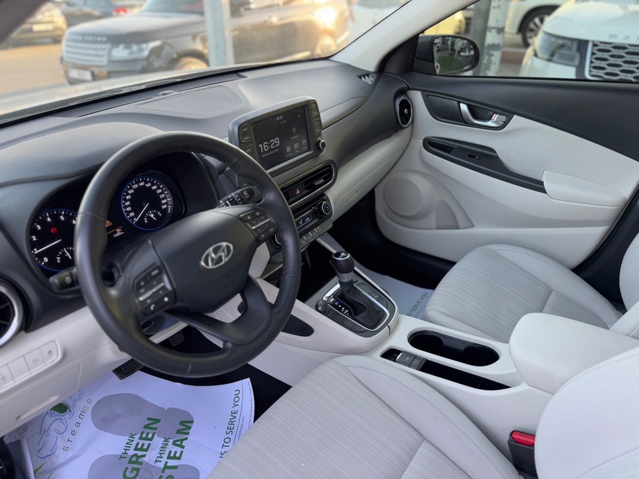Hyundai Kona Smartstream 2.0L Hyundai Kona Full Option/ GCC / Free Accident/ 2022 / Under Warranty
