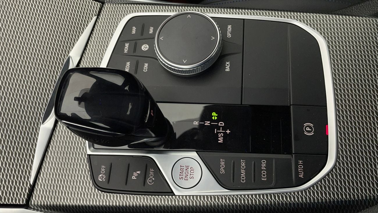 بي أم دبليو 330i M SPORT 2 | بدون دفعة مقدمة | اختبار القيادة في المنزل