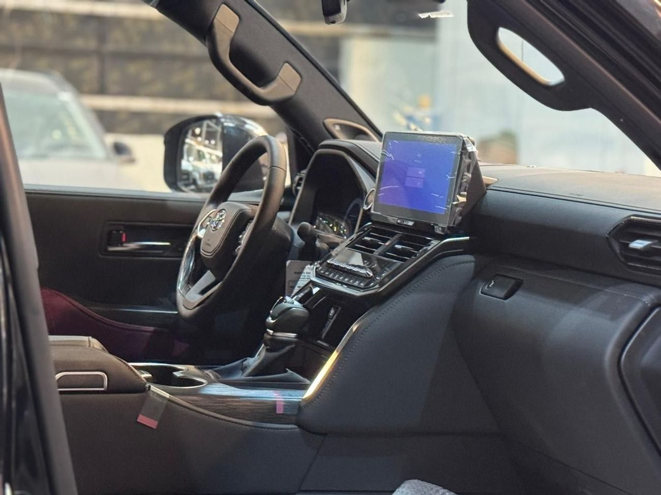 Toyota Land Cruiser TOYOTA LC300 VXR - 3.5L - PET - AT - FULL OPTION - 2026 MY ( OMAN )