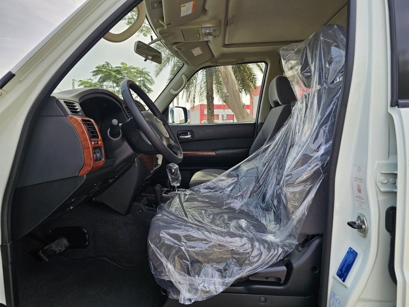 Nissan Patrol Safari Safari 4.8L M/T