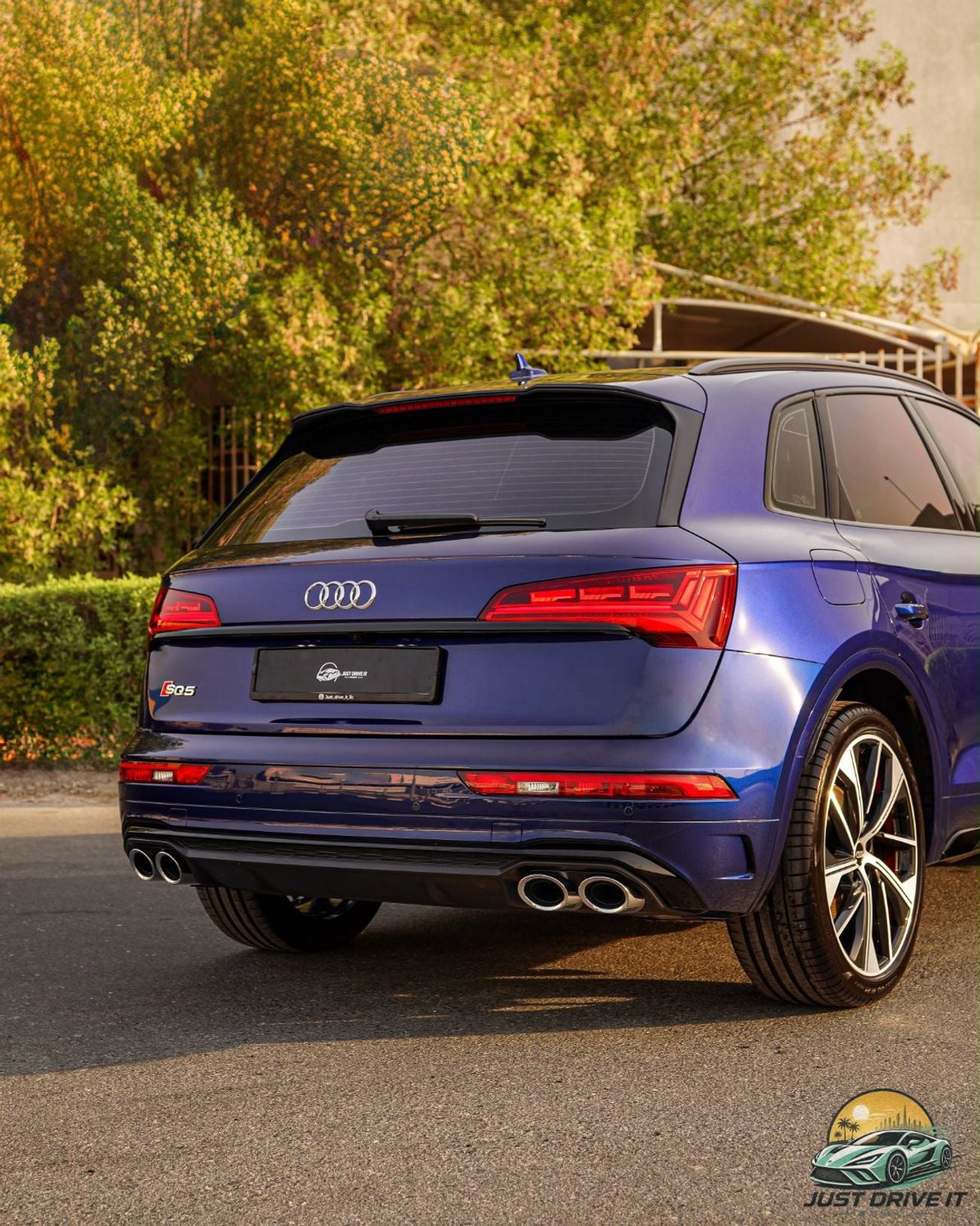 Audi SQ5 STD