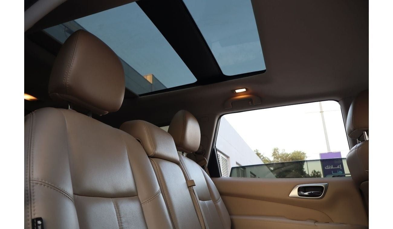 Nissan Pathfinder SV 3.5L (260 HP) 4WD