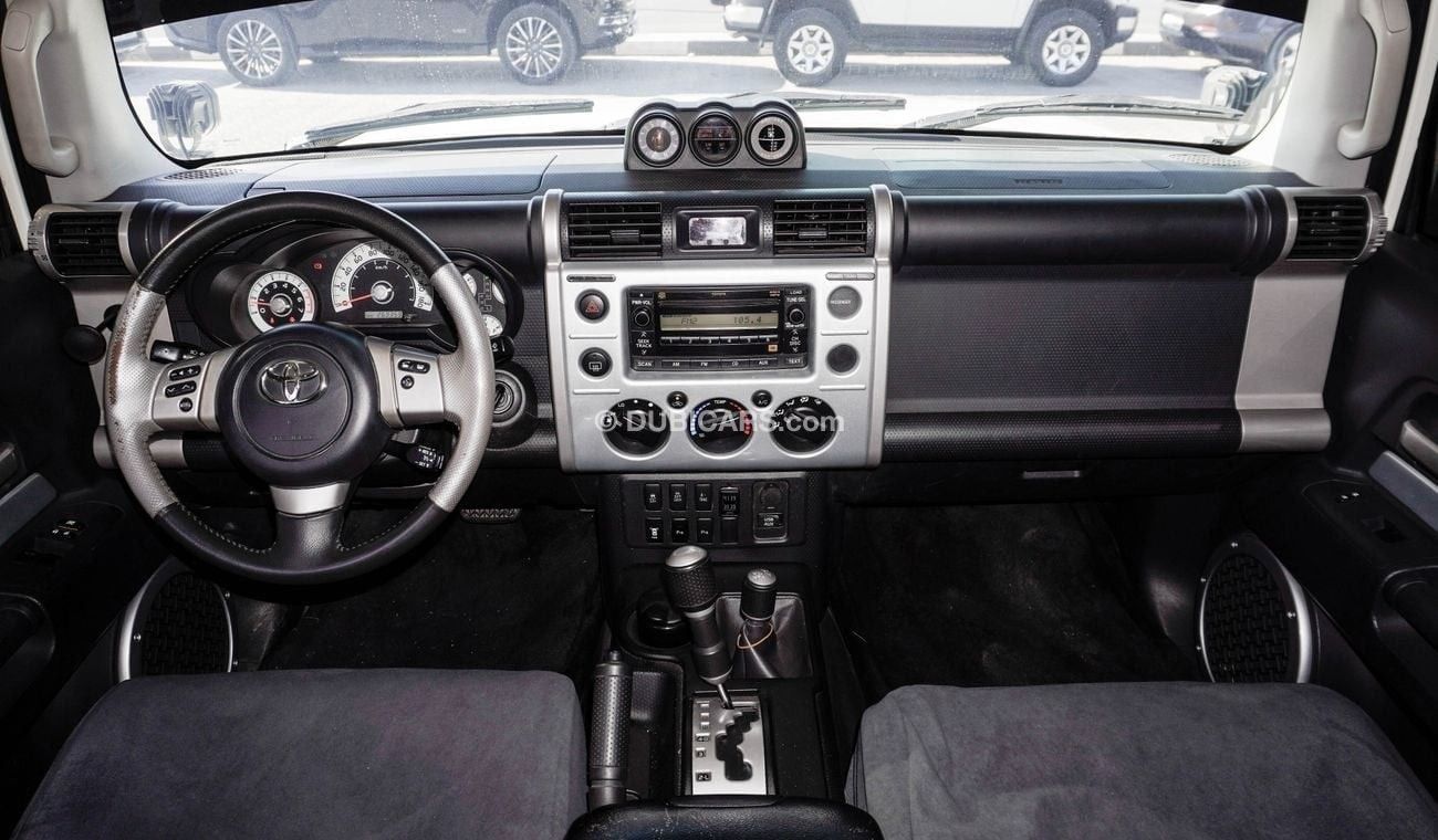 تويوتا إف جي كروزر