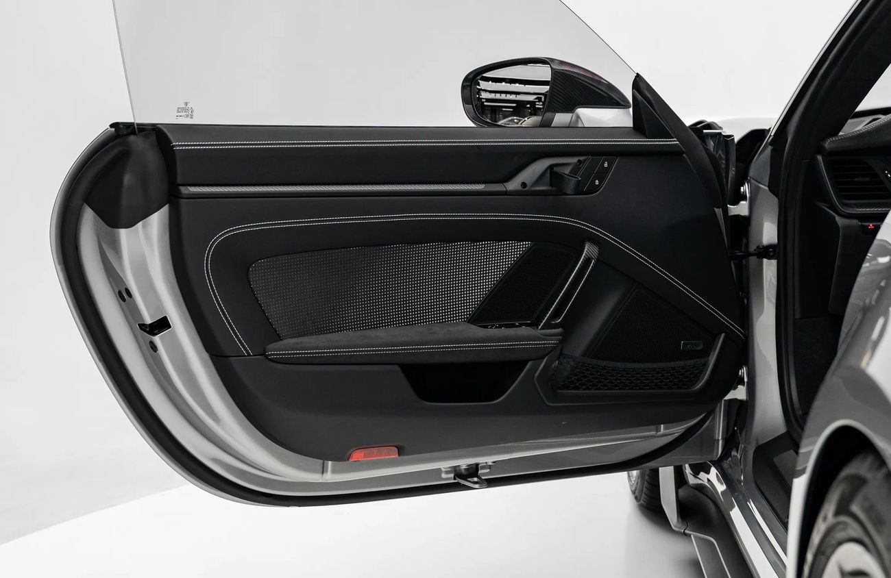 بورش 911 4.0L F-6 Naturally Aspirated Engine