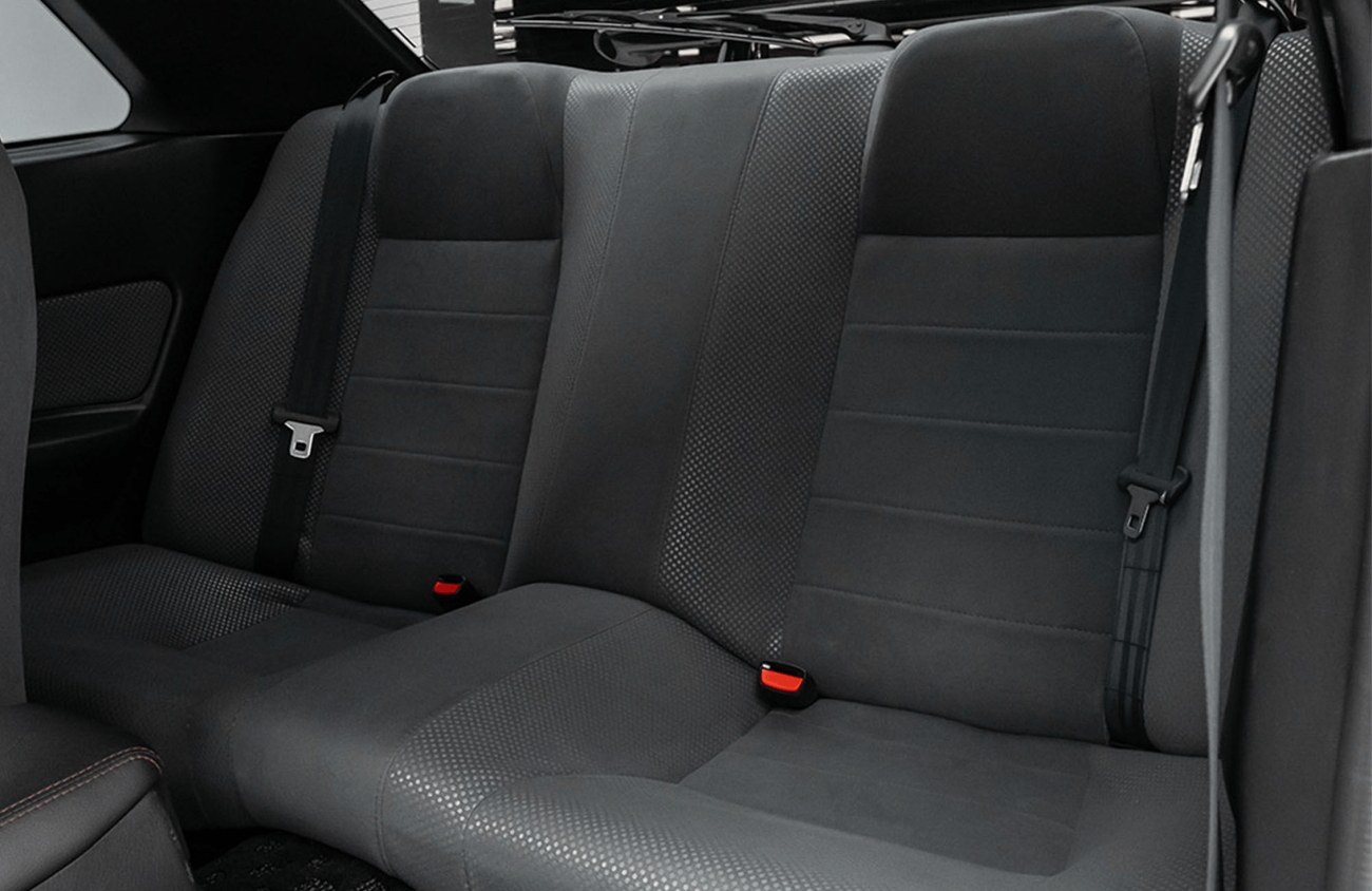 نيسان سكايلاين 2.6L I-6 Turbocharged Engine