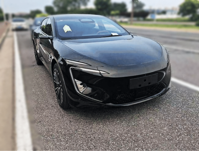 Avatr 12 ULTRA BATTERY & PETROL RANGE:1155 KM PER CHARGE HYDRAULIC 4WD BREMBO BRAKES