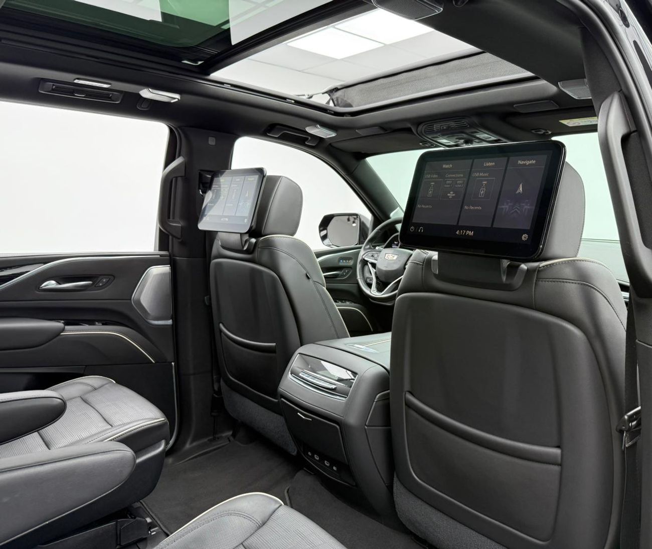 Cadillac Escalade Sport Platinum 6.2L 4WD 2021 Cadillac Escalade 600 Sport Platinum, Service History, 1 Year Warranty,