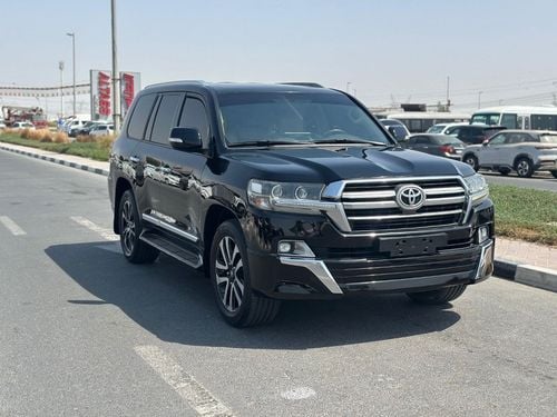 تويوتا لاند كروزر GXR 4.0L (271 HP) 4WD