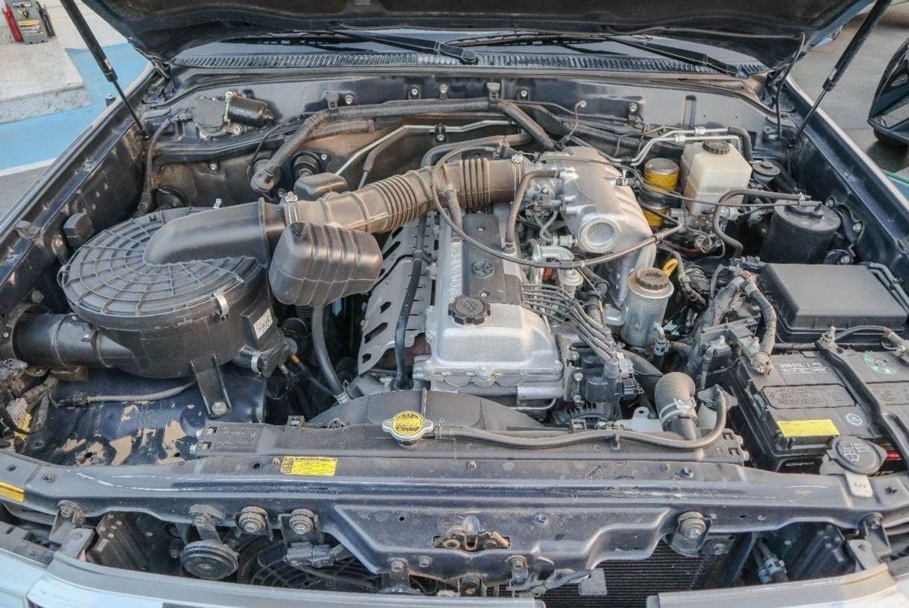 تويوتا لاند كروزر •	TOYOTA LAND CRUISER GXR 2007 4.5L V6  MANUAL TRANSMISSION