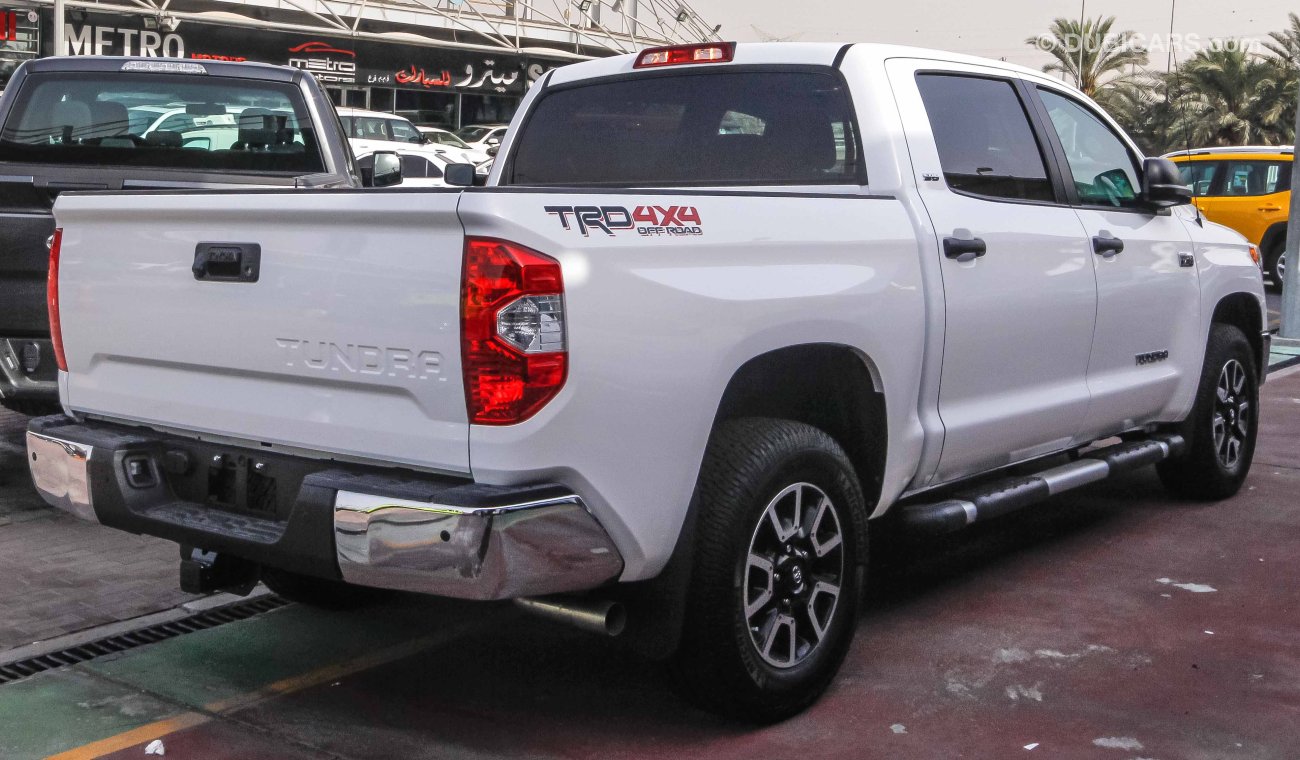 Toyota Tundra SR5 TRD