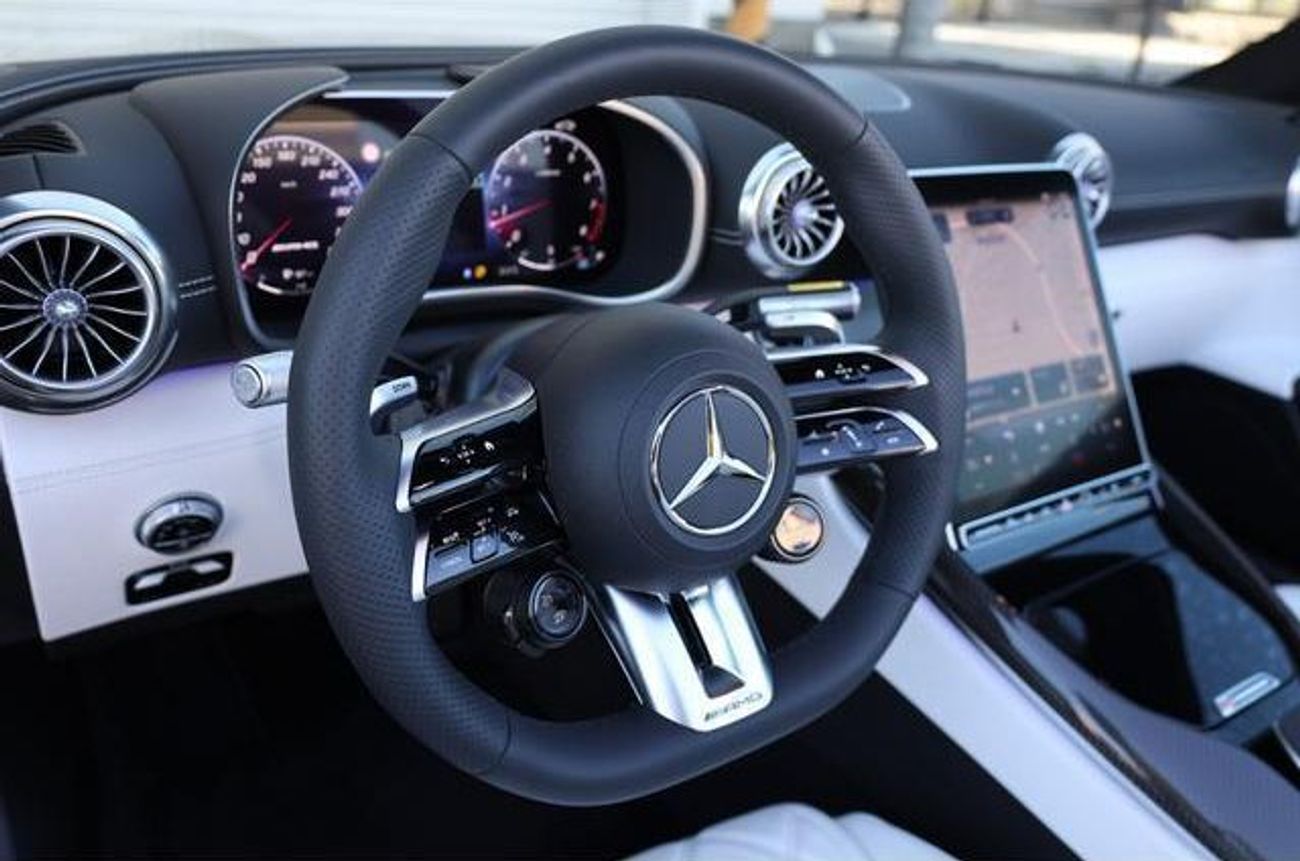 Mercedes-Benz SL 63 AMG Roadster SE Performance