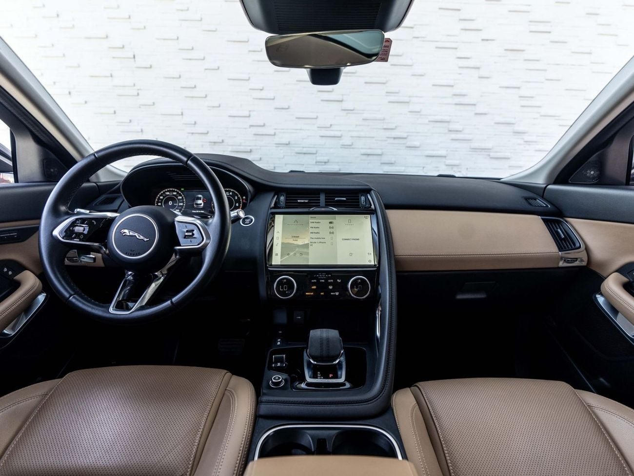 Jaguar E-PACE SE