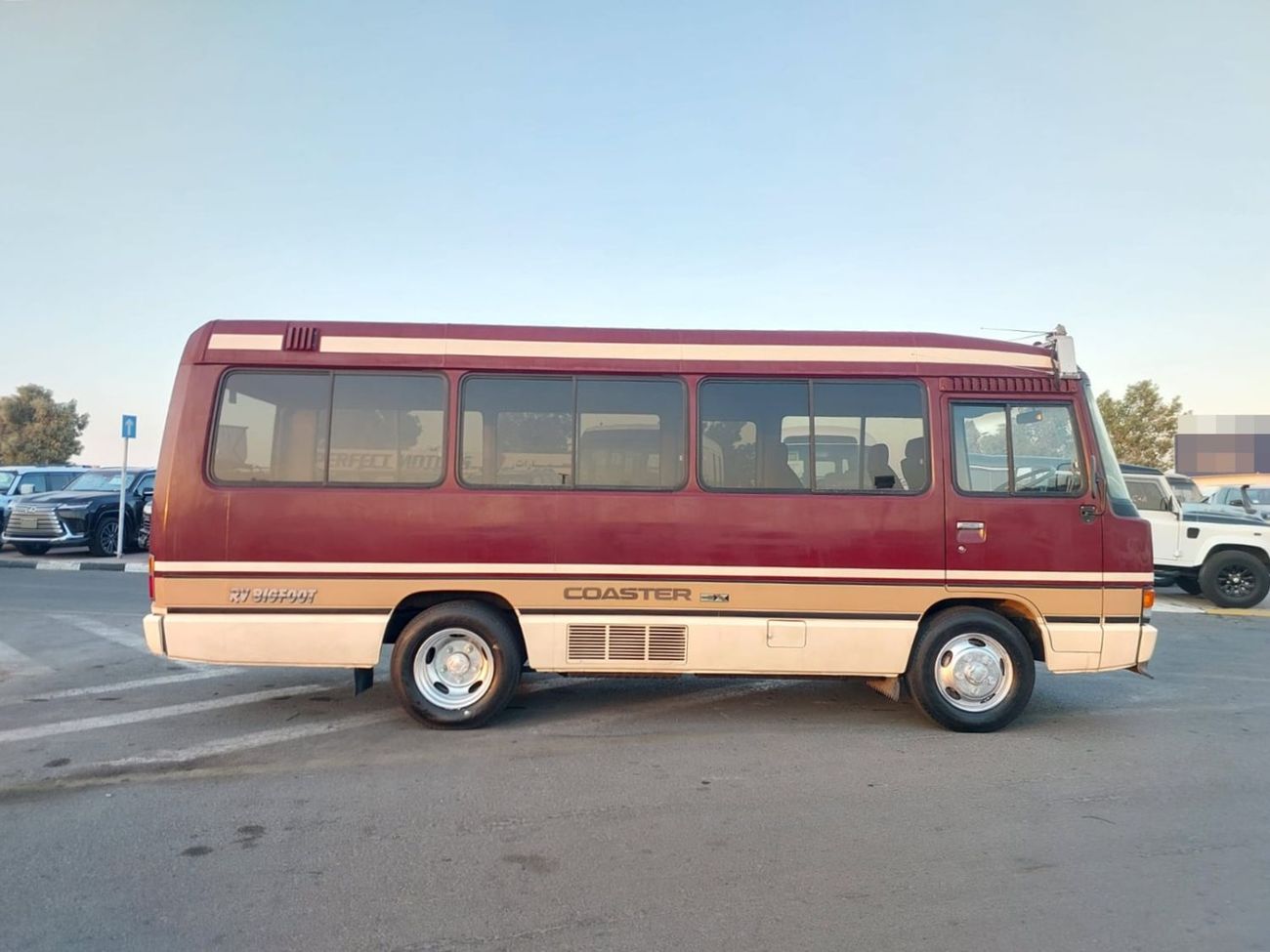 Toyota Coaster TOYOTA COASTER BUS RHD 1991 MODEL 3.7 L DIESEL AUTOMATIC(PM00331)