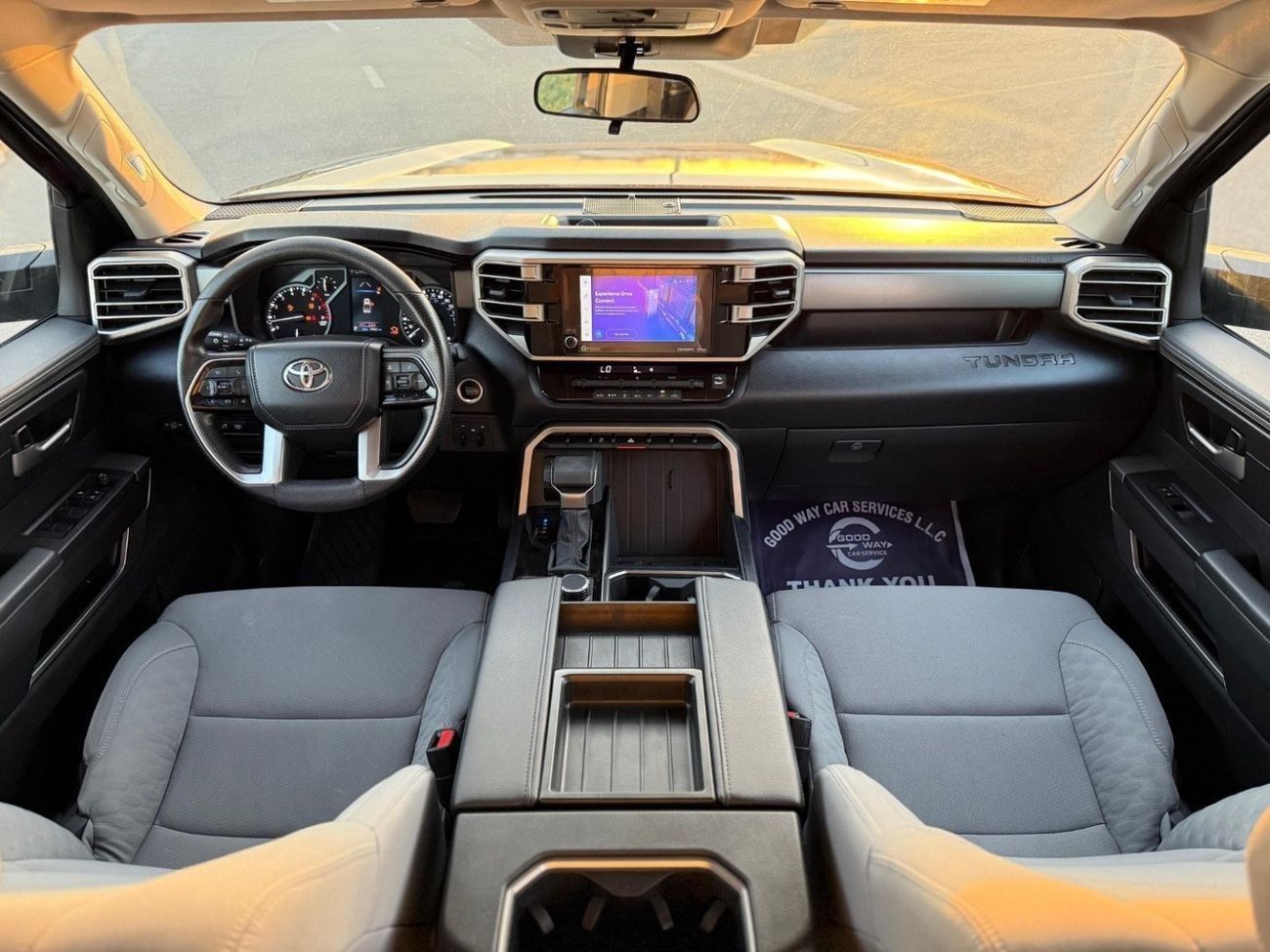 Toyota Tundra CREWMAX SR