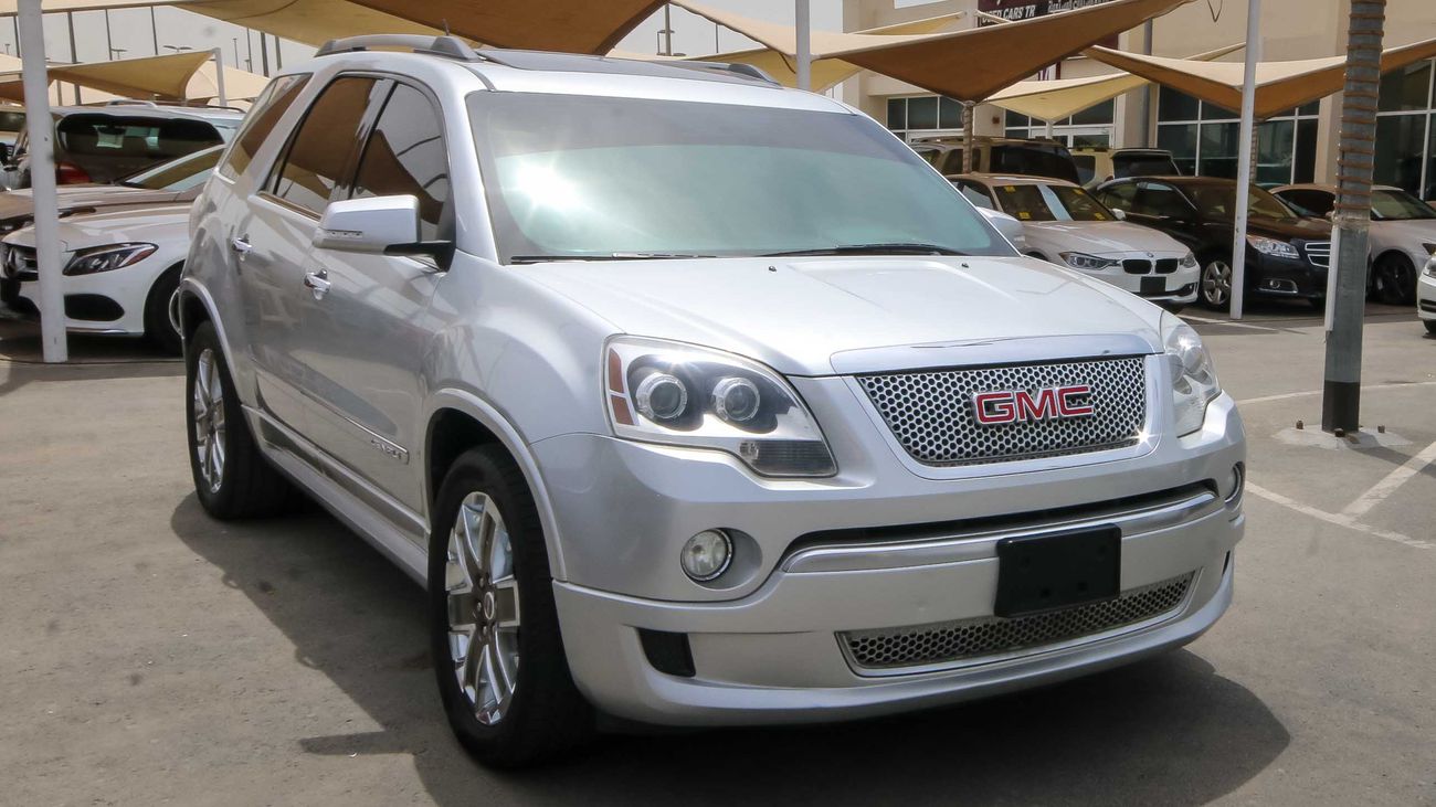 GMC Acadia Denali
