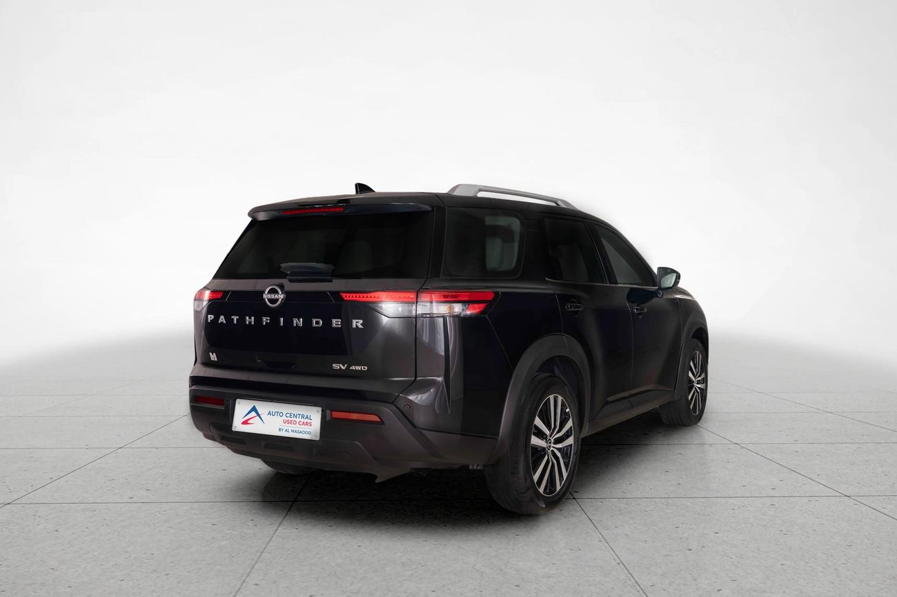 Nissan Pathfinder SV 3.5L (260 HP) 4WD SV 3.5